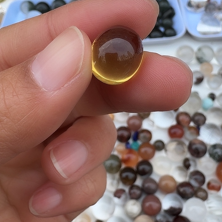 乔***姨未镶嵌水晶珠宝半成品