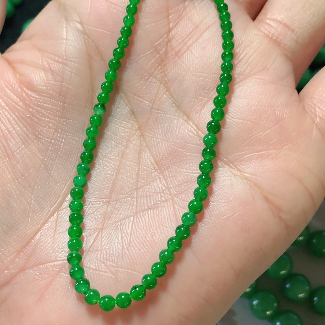 金***舞翡翠未镶嵌颈饰缅甸翡翠