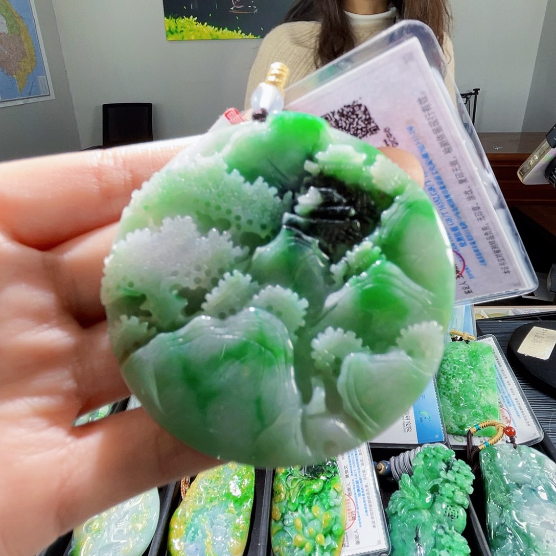 颈饰未镶嵌翡翠翡翠