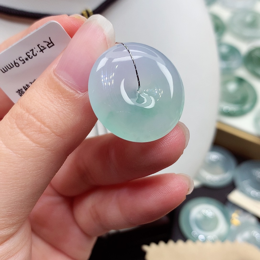 颈饰未镶嵌翡翠编号108，23/5.9