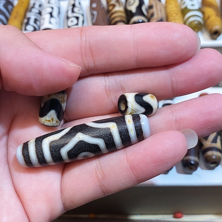 知***郭石材三眼黑白1111111