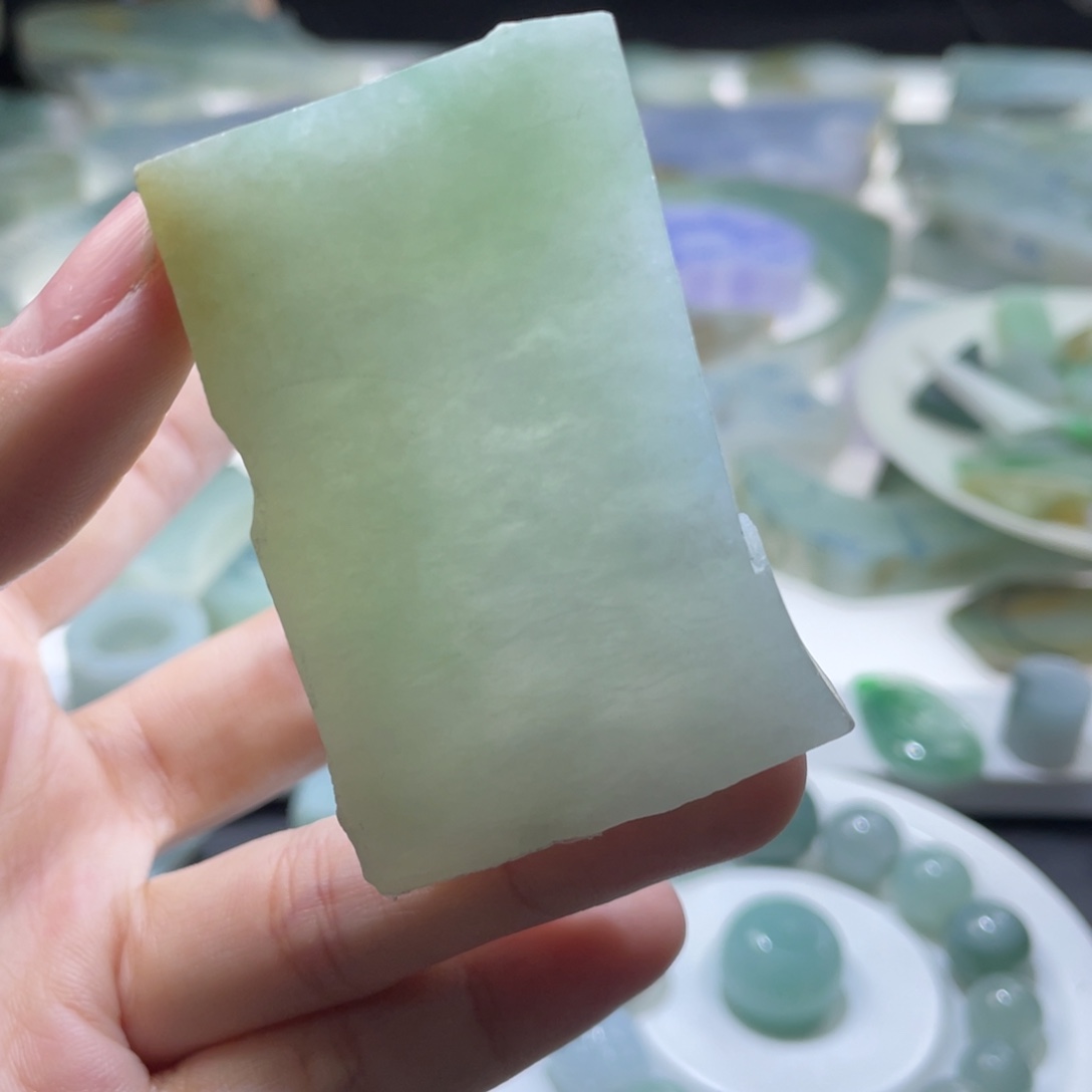 定制翡翠未镶嵌卡55*33*12.8