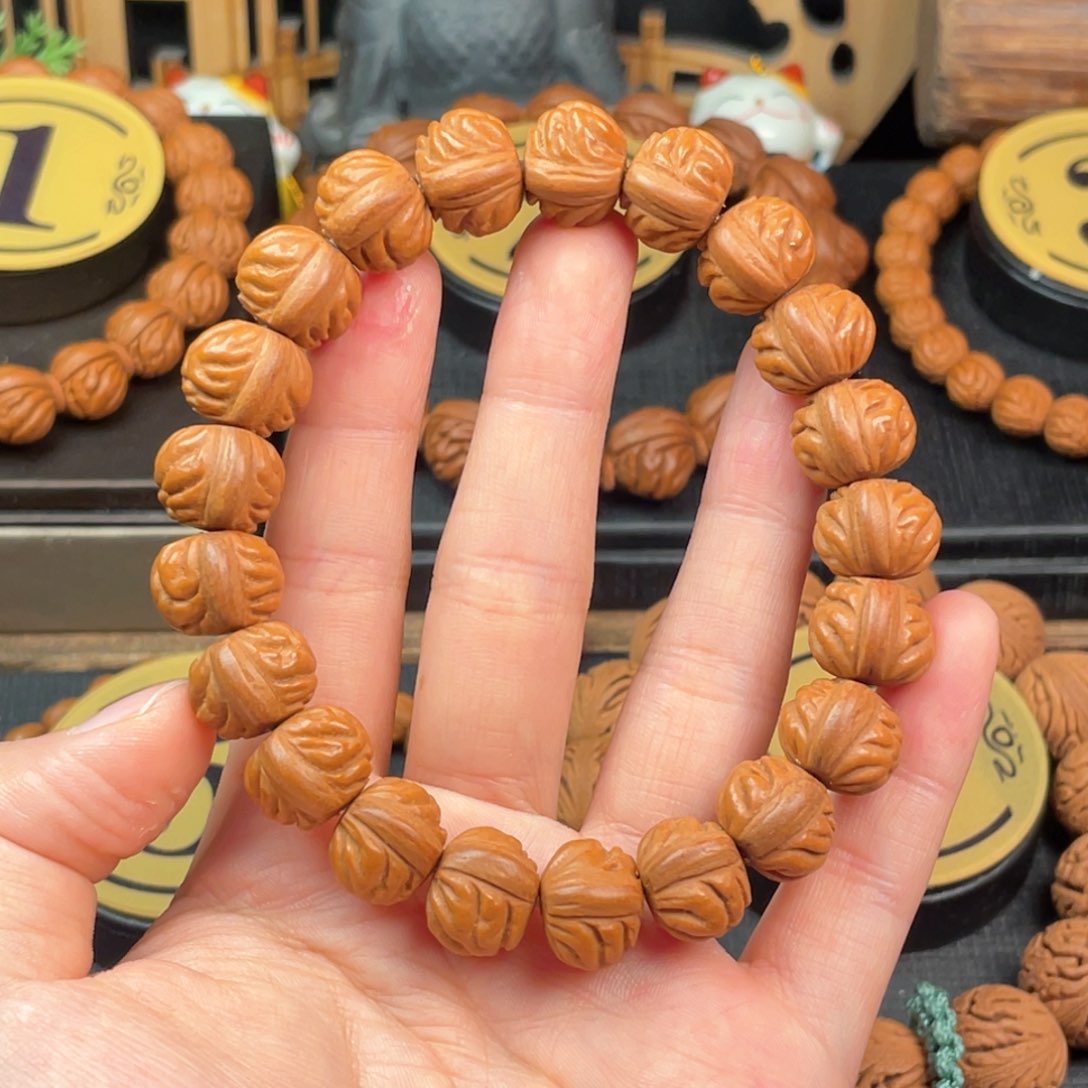 吊坠桃核小金蝉14精工