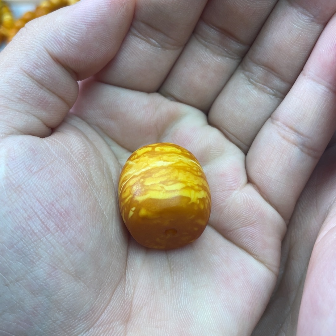 琥珀未镶嵌吊坠(不含链)