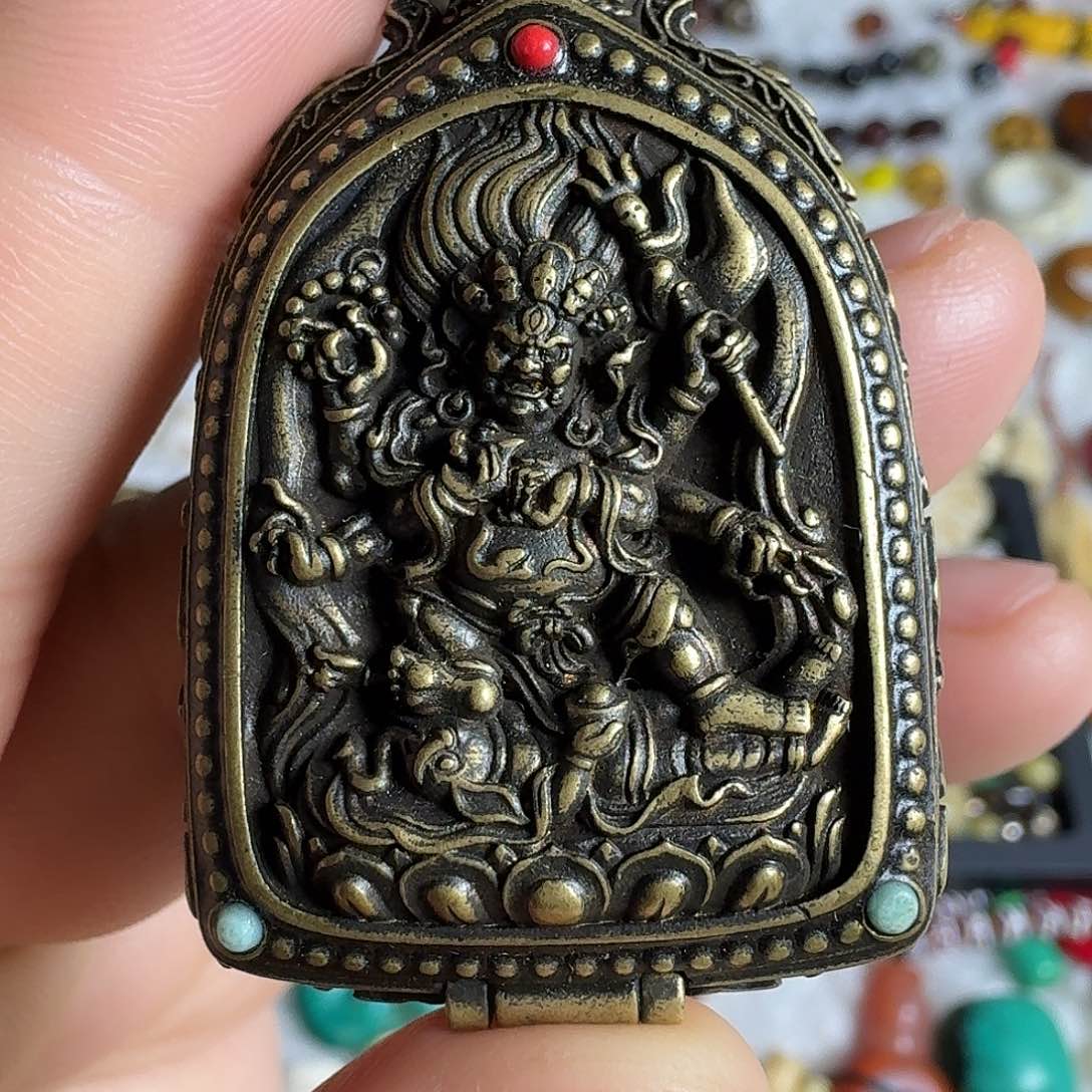 扇子扎西德勒扎西德勒