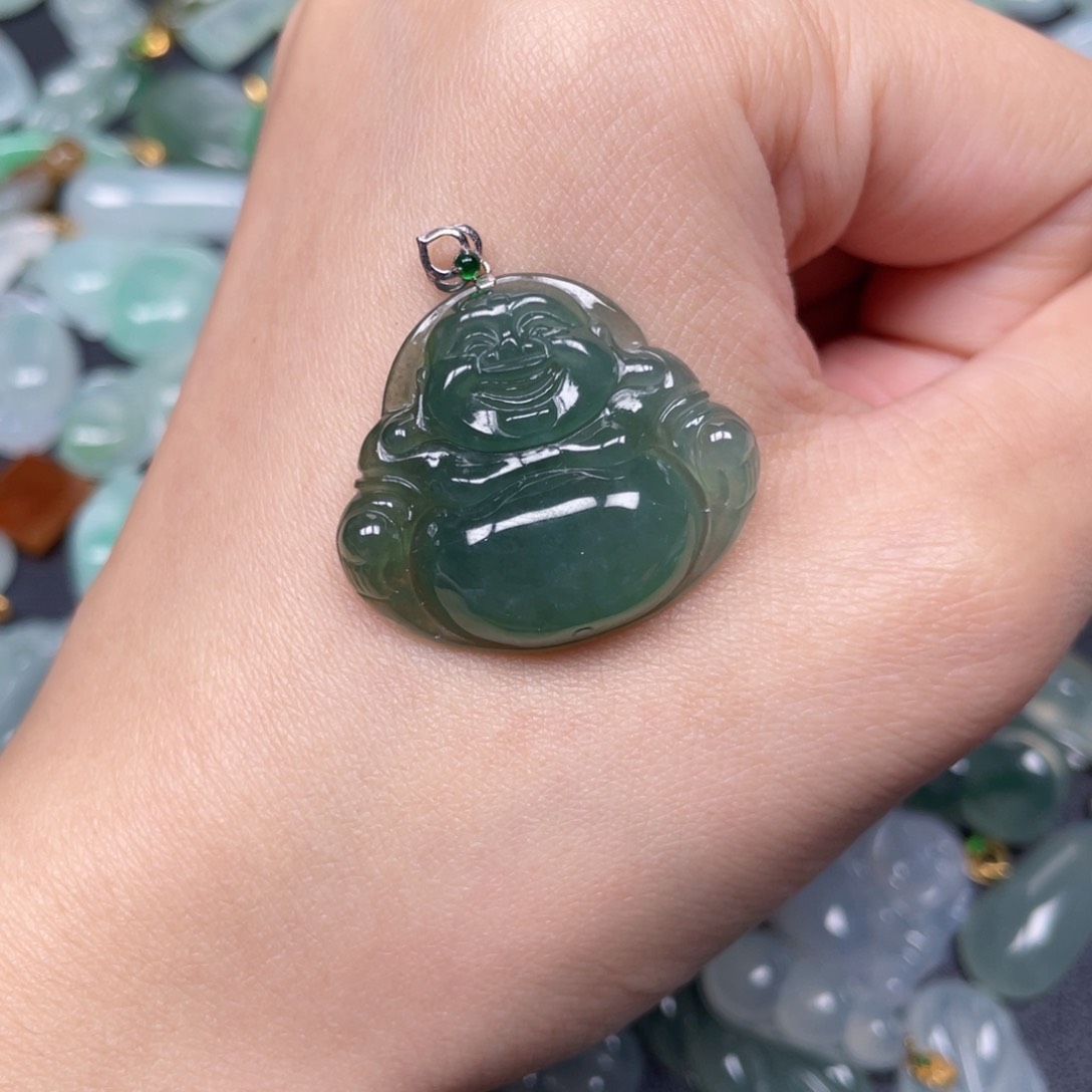 翡翠颈饰18K金镶嵌翡翠