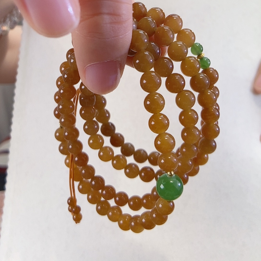 和田玉（糖玉）18K金镶嵌颈饰