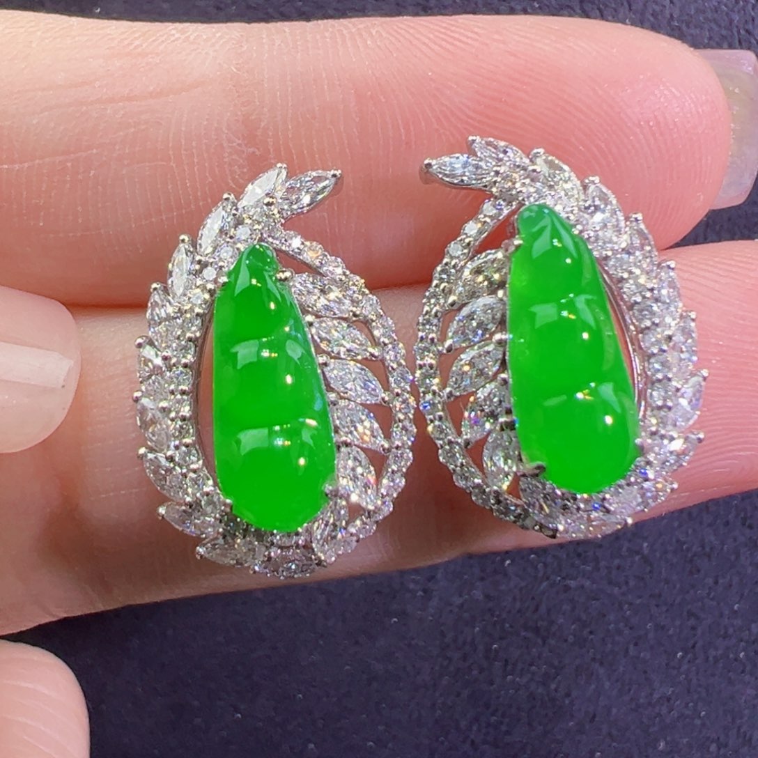 翡翠18K金镶嵌耳饰耳钉