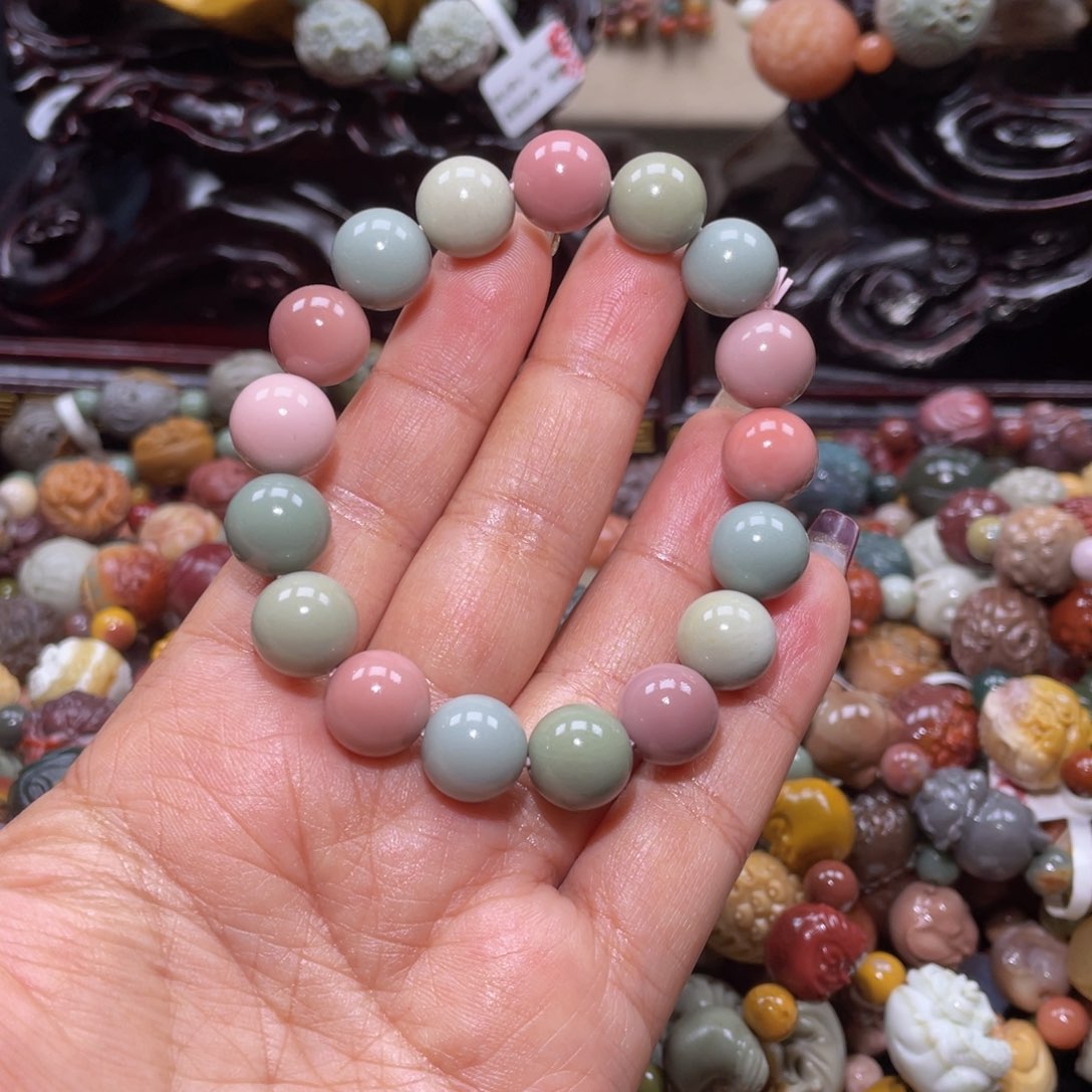 石英质玉手链未镶嵌