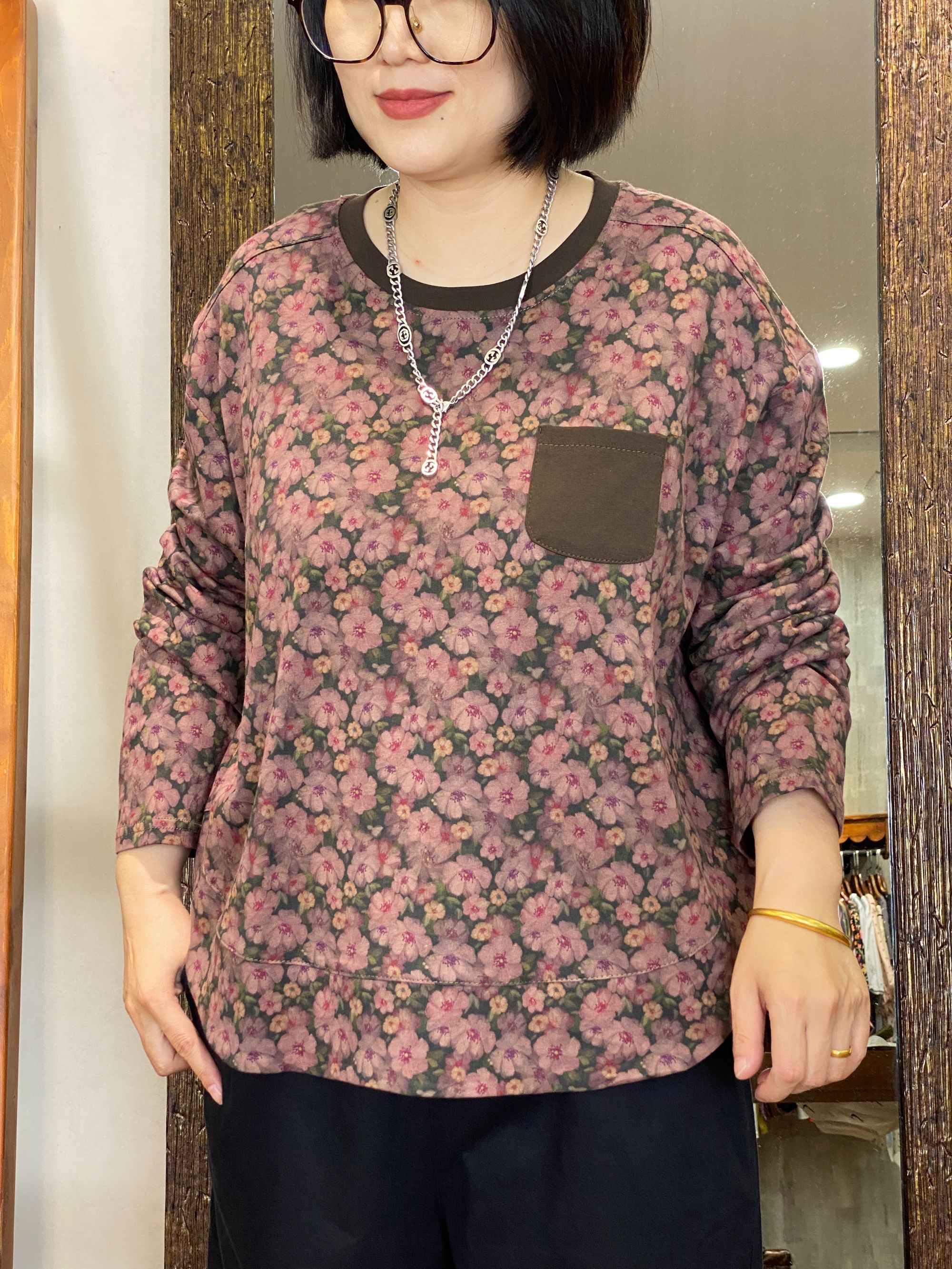 长袖T恤-10740大码女装秋季棉质胖MM宽松文艺时尚花朵百搭圆领