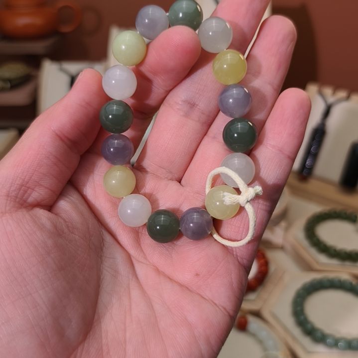 和田玉未镶嵌手链