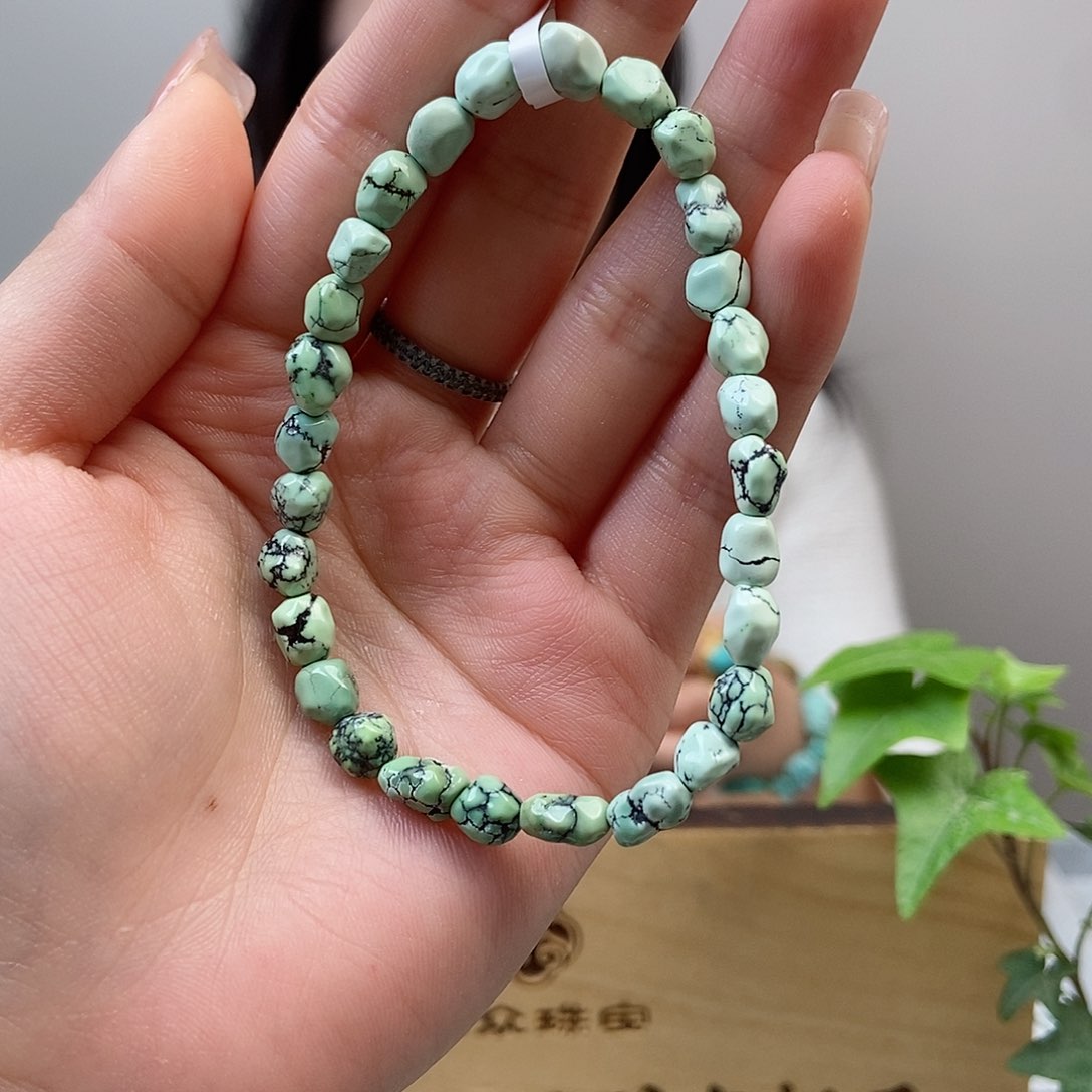 未镶嵌绿松石手链