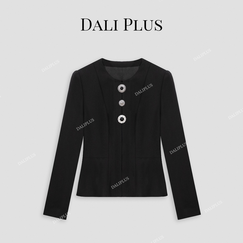 DALI PLUS高奢线 独特纽扣设计静奢收腰高档羊.毛外套-D4XY0174