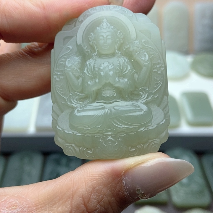 和田玉未镶嵌颈饰