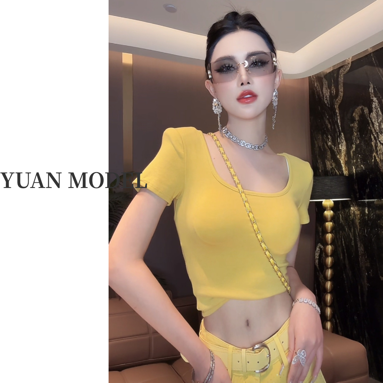 【YUAN MODEL】【大胸T】-2025春季时装胸垫U领短袖T恤打底衫 032948