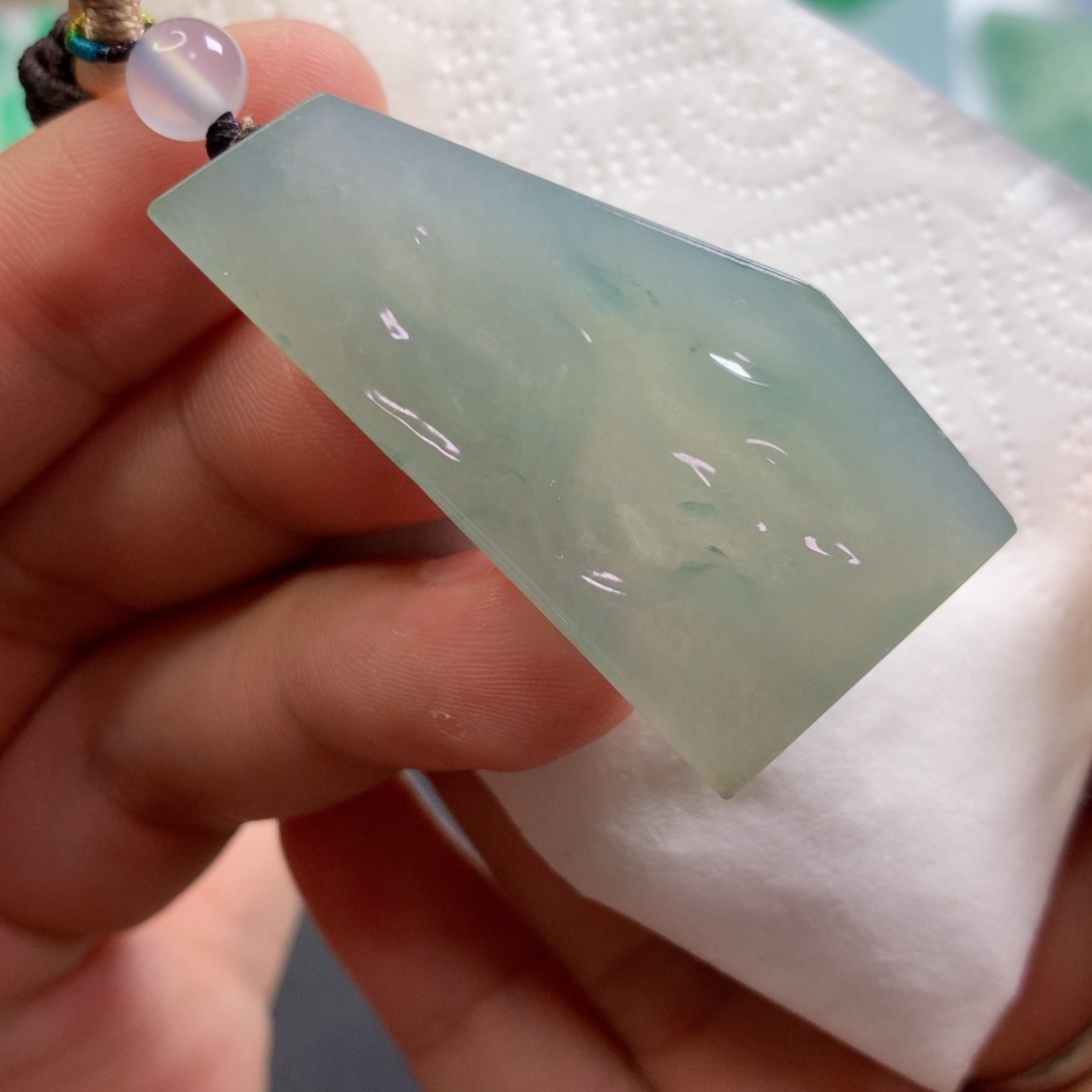 【闪购商品】翡翠吊坠(不含链)未镶嵌