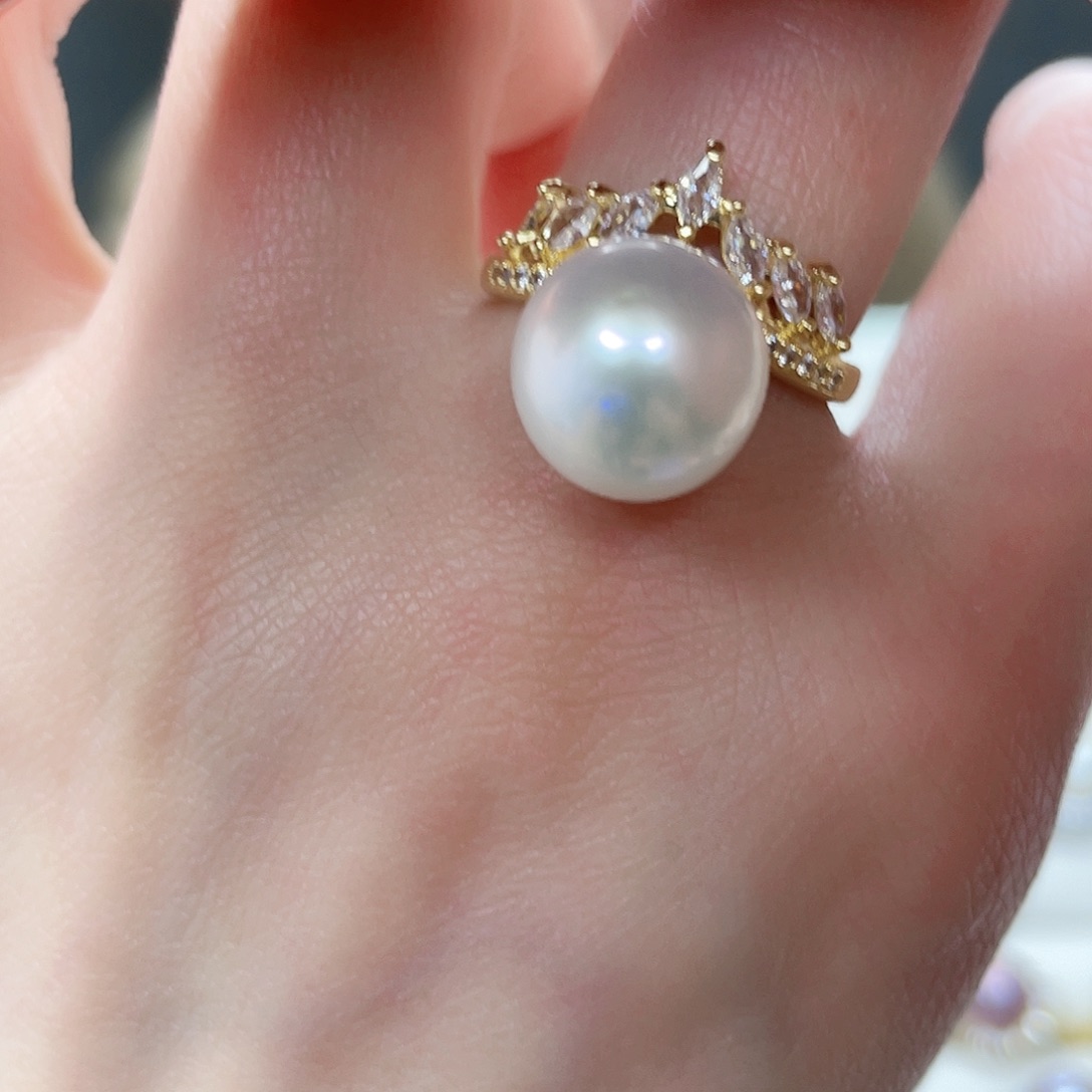 淡水珍珠吊坠(赠链)未镶嵌