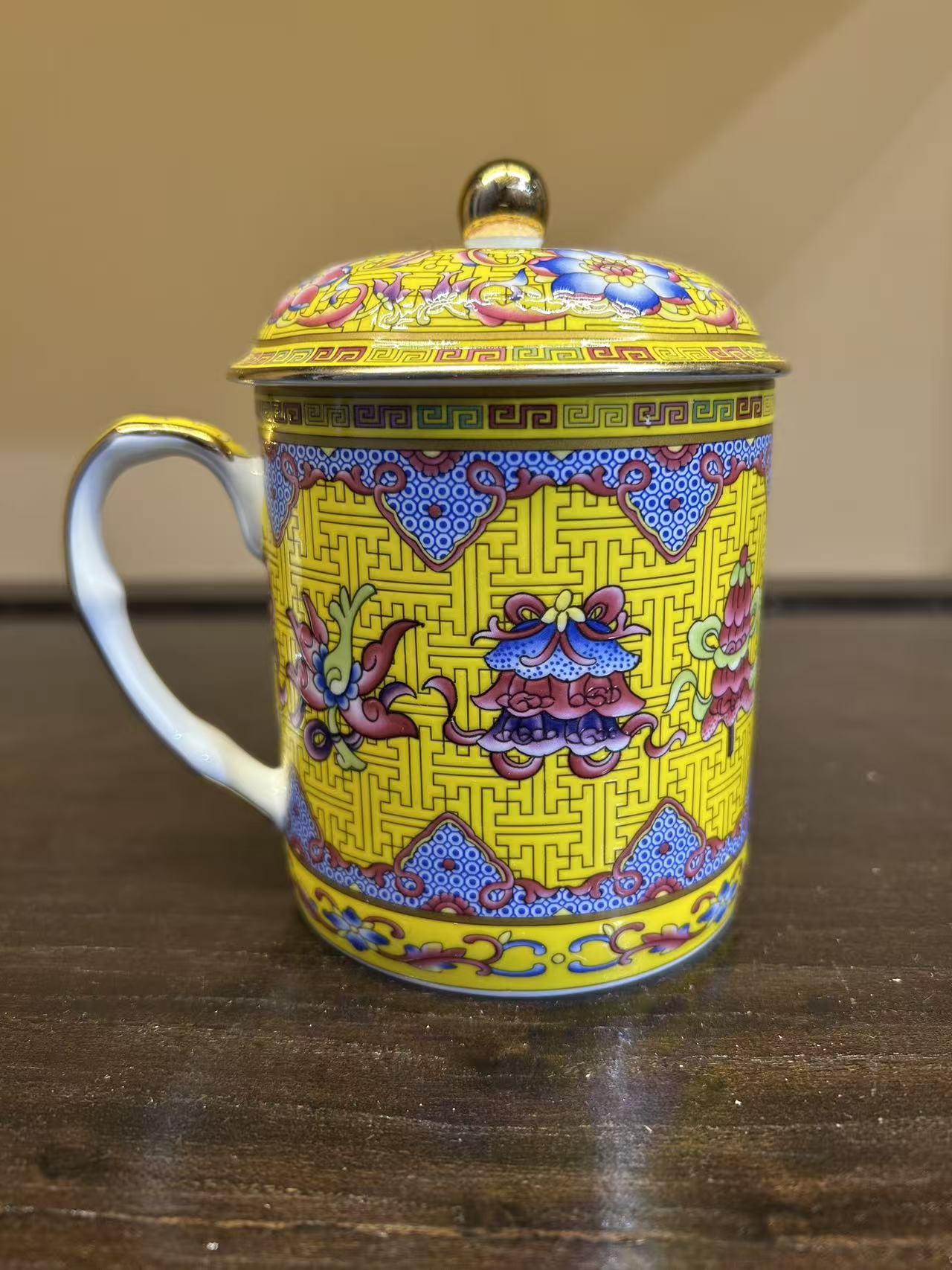 万字八宝钻石杯帝王黄