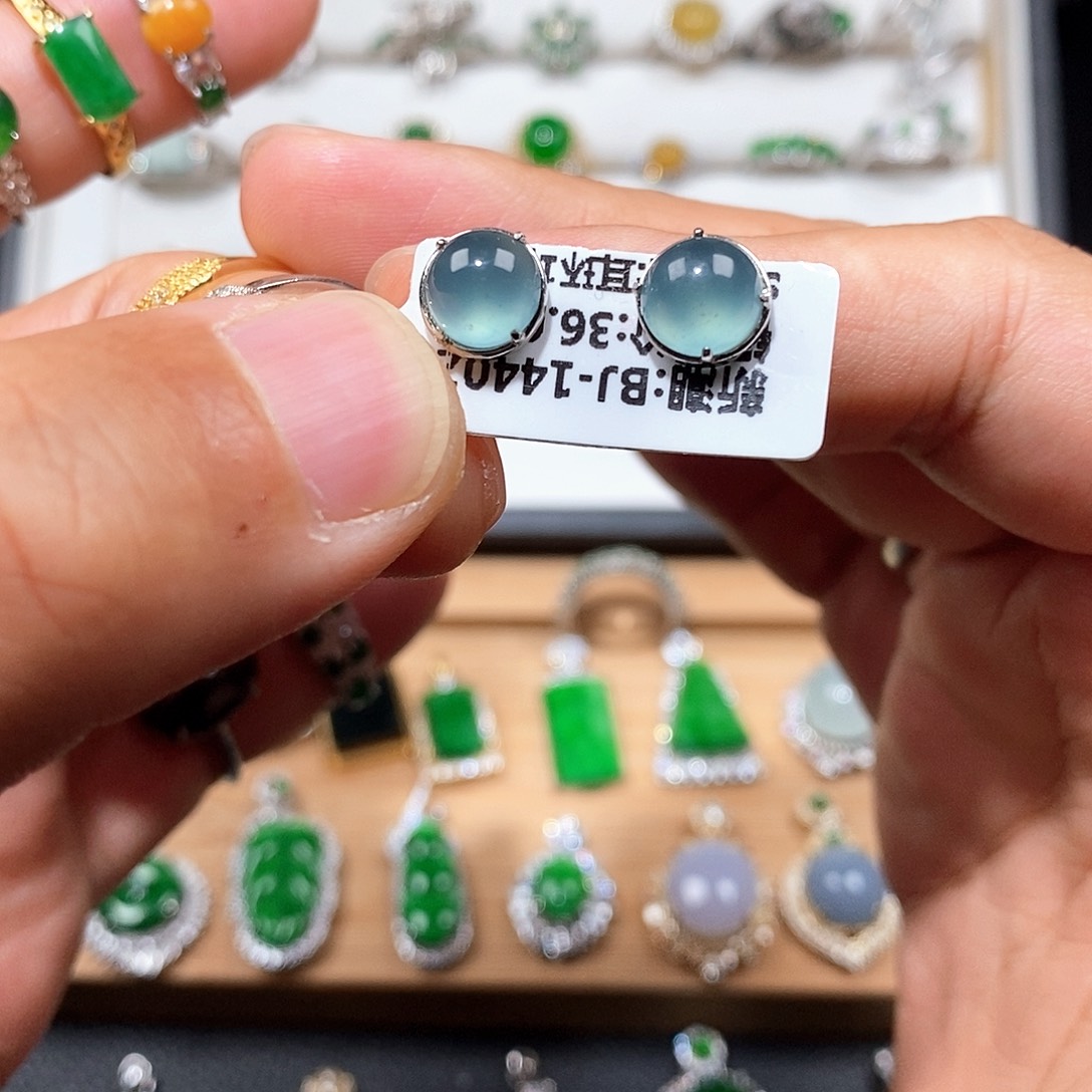 银S925镶嵌翡翠耳饰艾****工w w