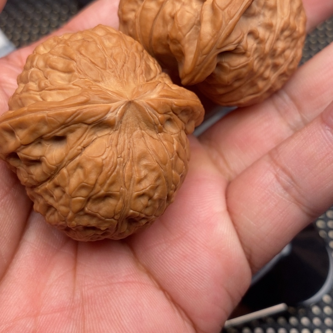 杰***年文玩核桃吊坠南瓜