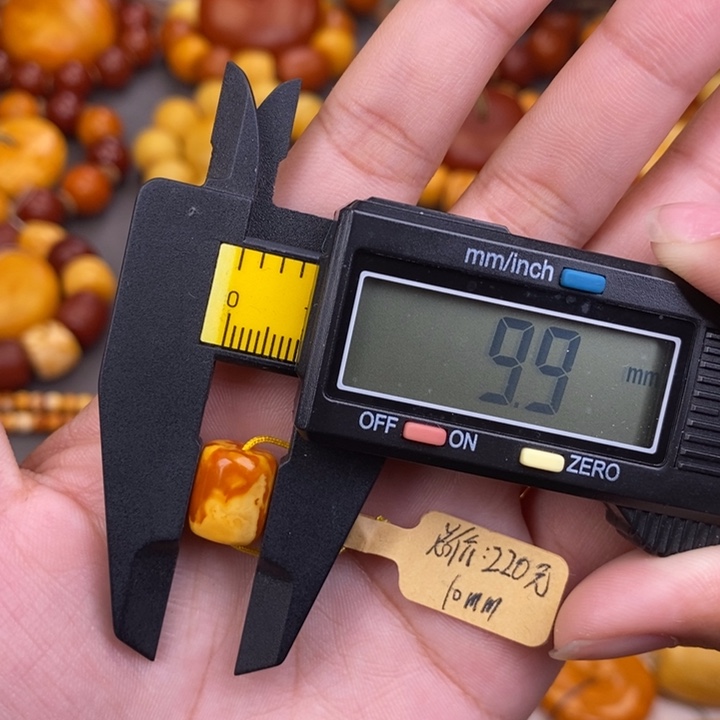 珠***珠蜜蜡未镶嵌裸石蜜蜡L