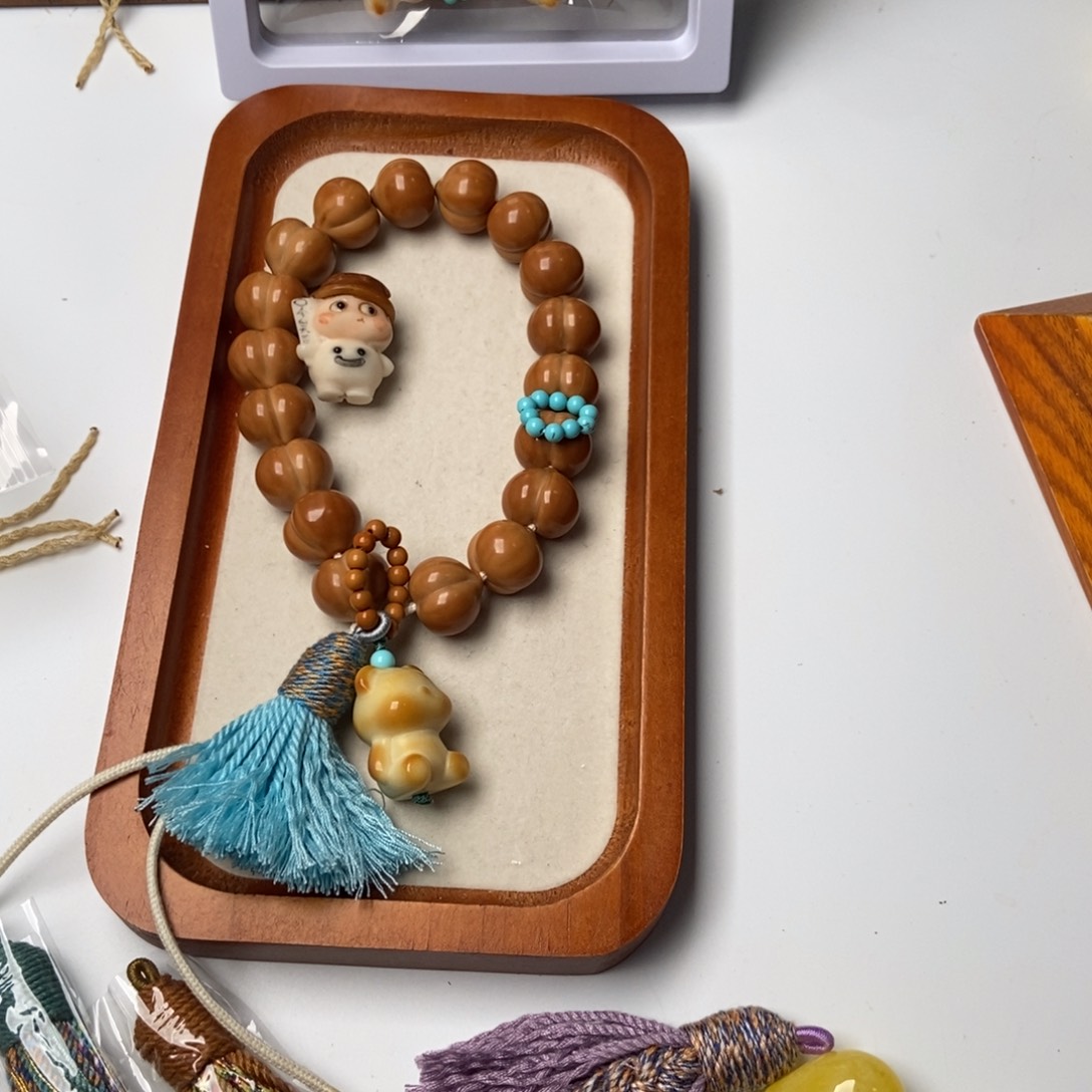 手串猴头核桃空****乘屁桃