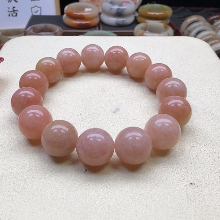 石英岩玉未镶嵌手镯