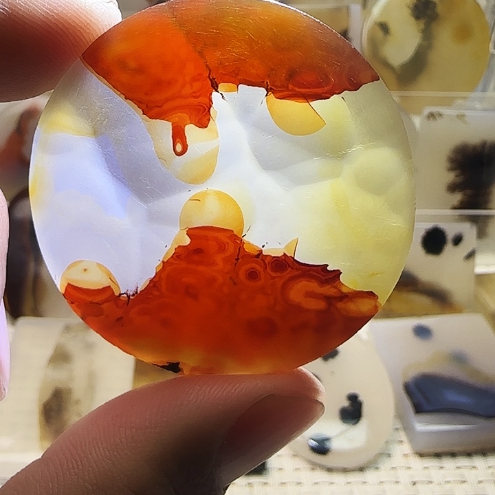 玛瑙/玉髓未镶嵌珠宝奇石