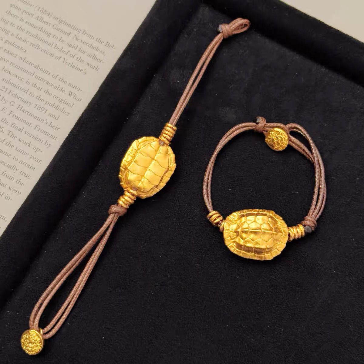 铜合金手链 新中式小众轻奢龟壳手绳富甲一方龟壳盘缠编绳手串