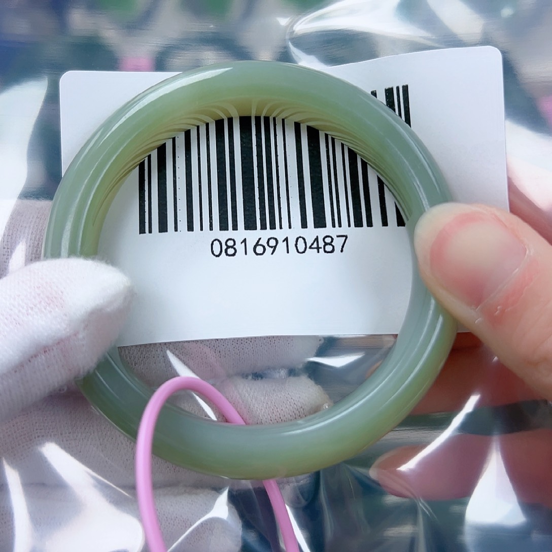 和田玉手镯未镶嵌54