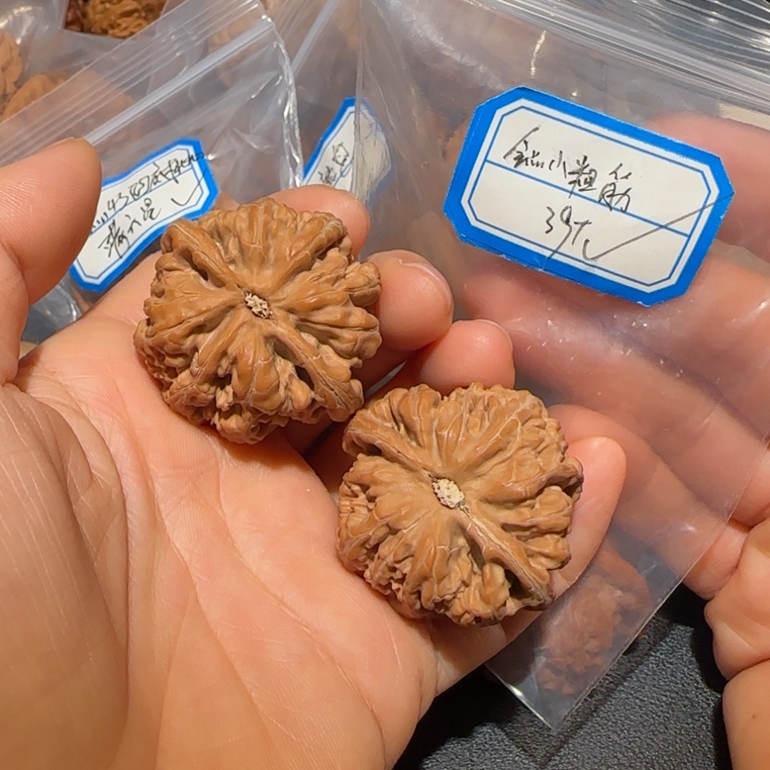 _***超把件文玩核桃飞飞飞飞飞飞分