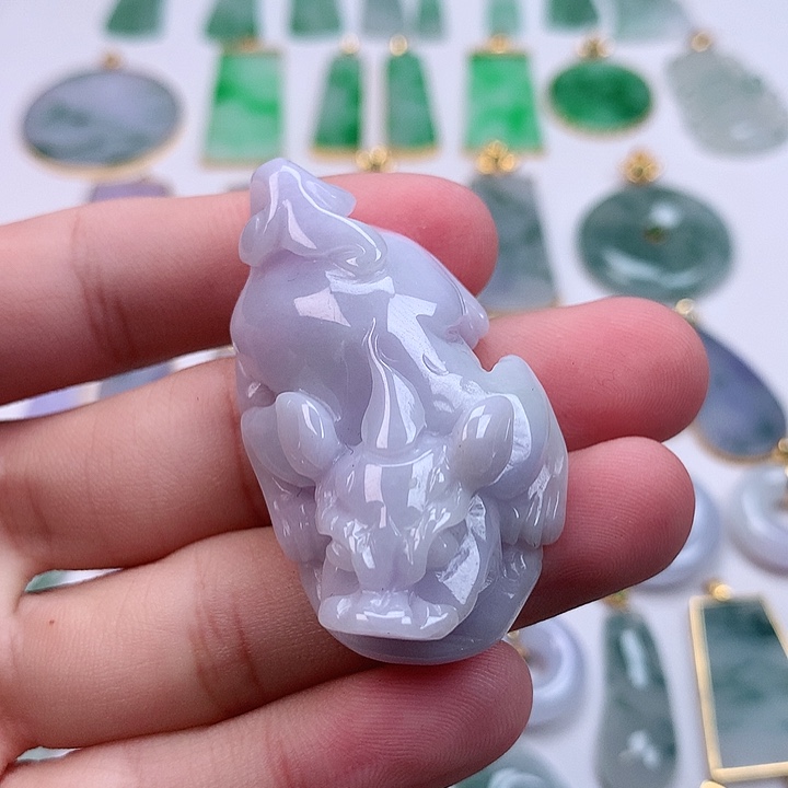 翡翠颈饰未镶嵌天然翡翠a货