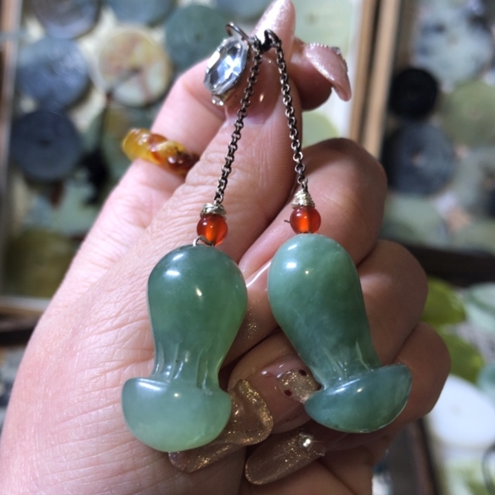 岫玉岫玉耳环合金