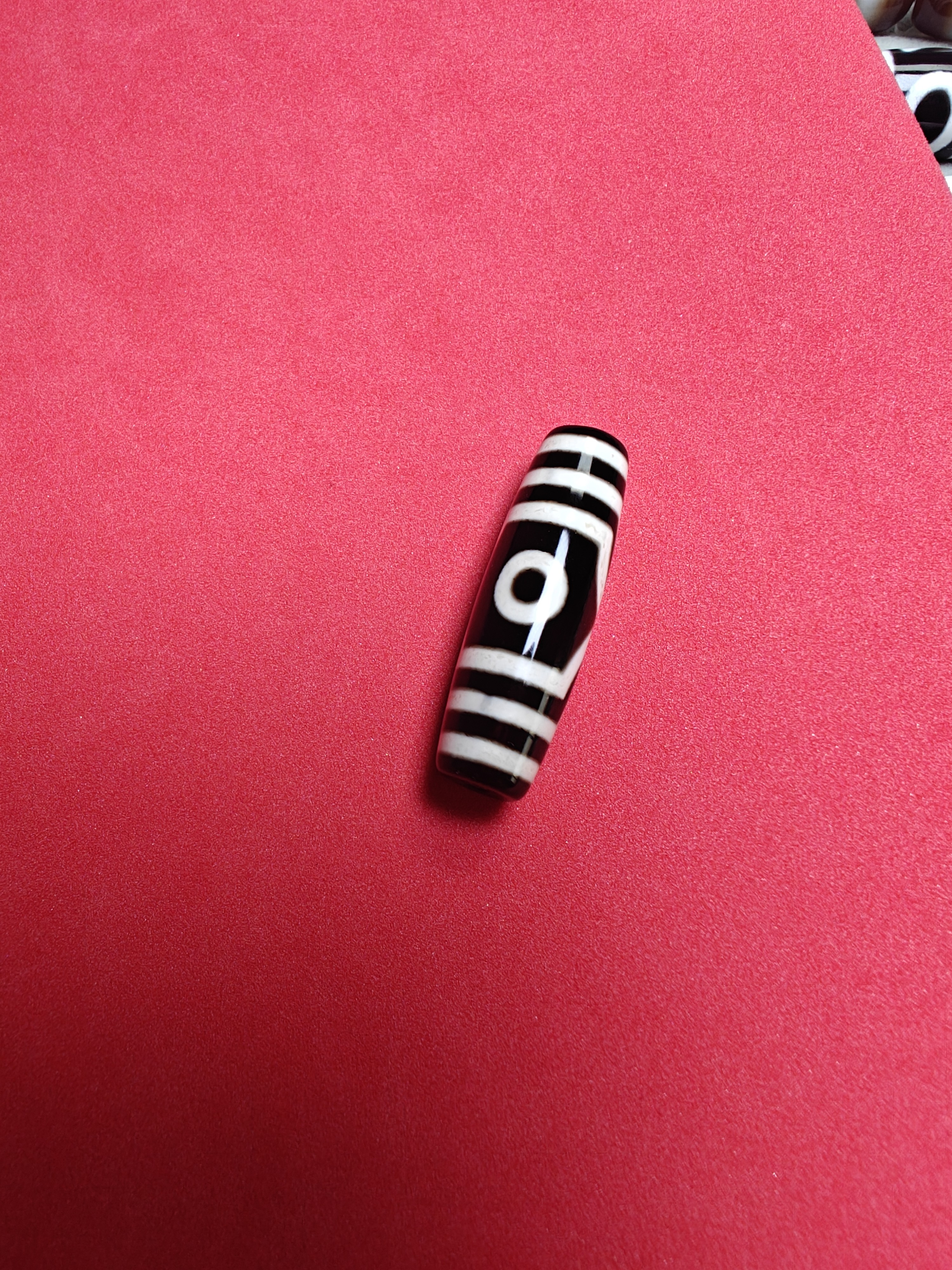 黑白宝盖三眼锁骨链