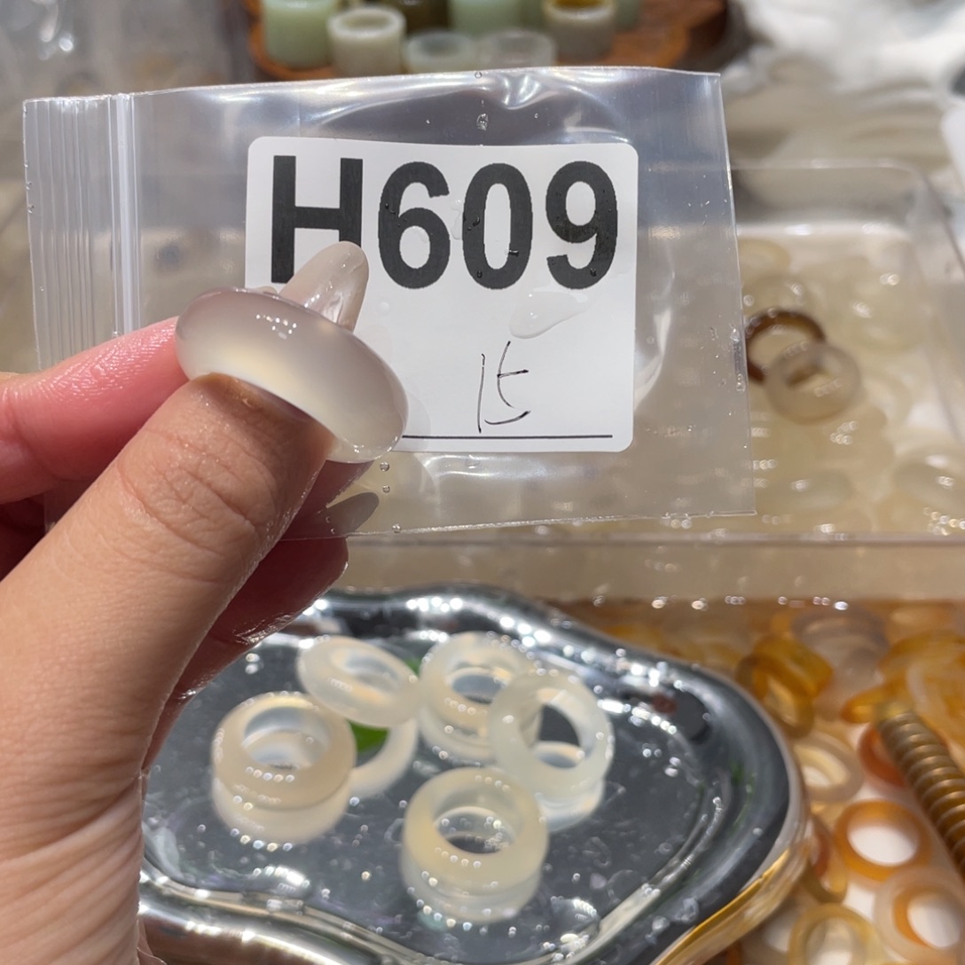 岫玉未镶嵌戒指609