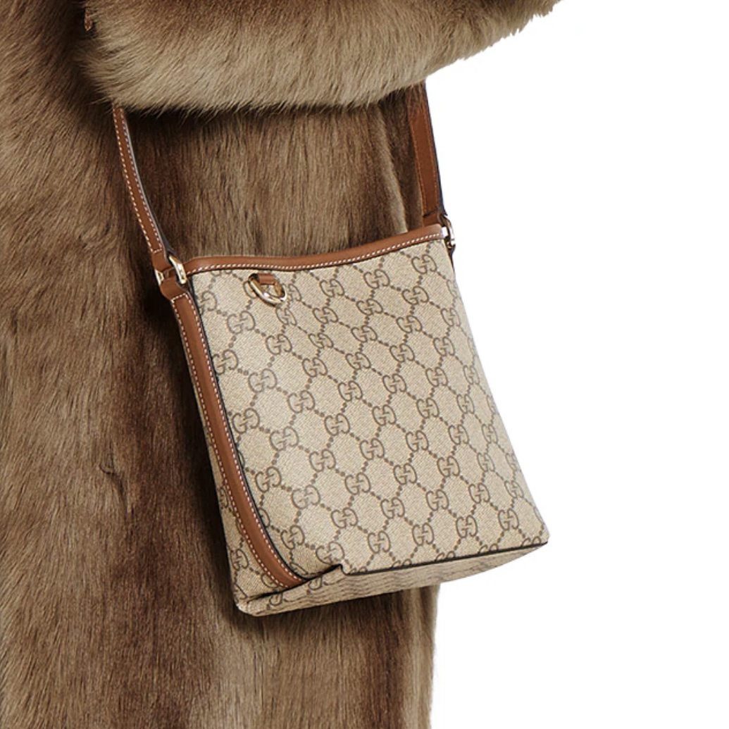 未使用 GUCCI/古驰 25新款 Emblem老花水桶包nano 人气爆款