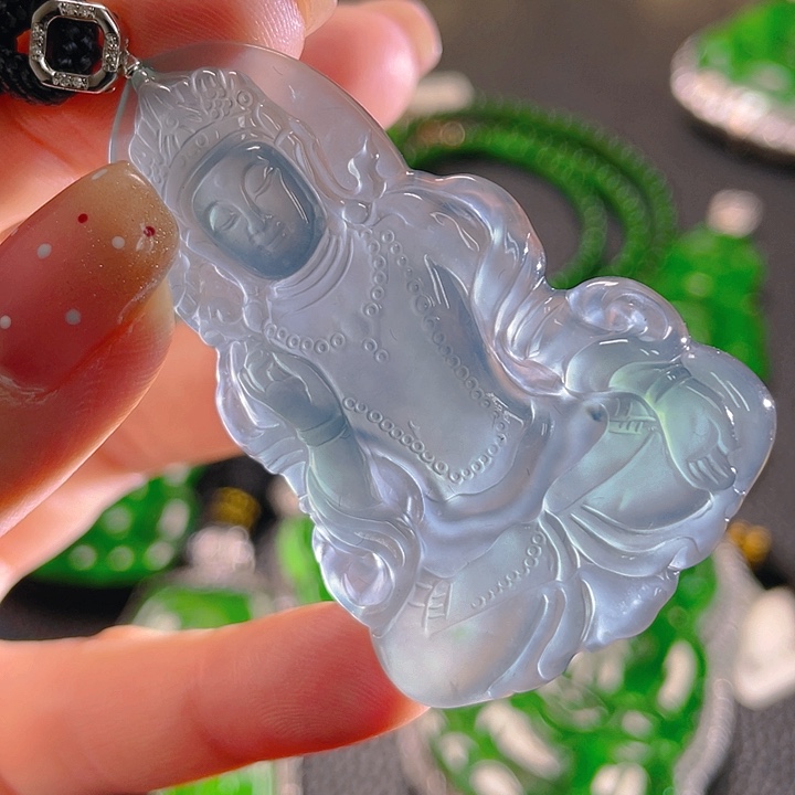 翡翠颈饰18K金镶嵌42，