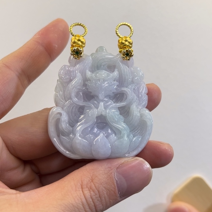 翡翠吊坠(赠链)未镶嵌代编织