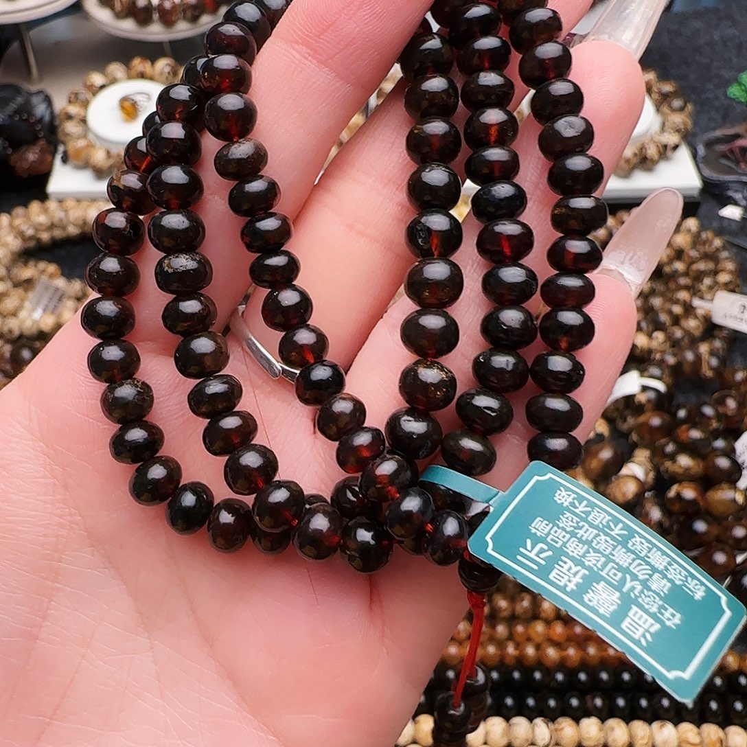 柒***柒琥珀未镶嵌手链抚顺琥珀