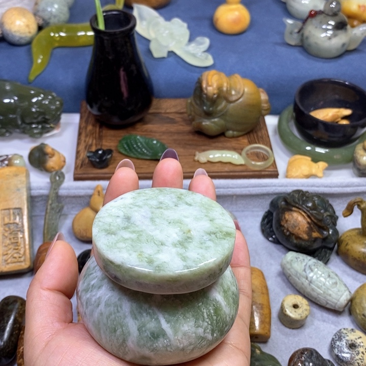 蛇纹石玉未镶嵌岫玉