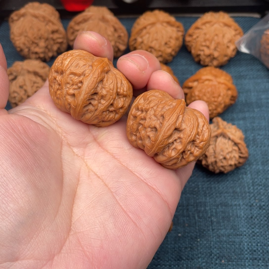 文玩核桃把件平谷元宝39