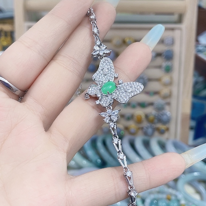 颈饰未镶嵌翡翠天然翡翠Ａ货