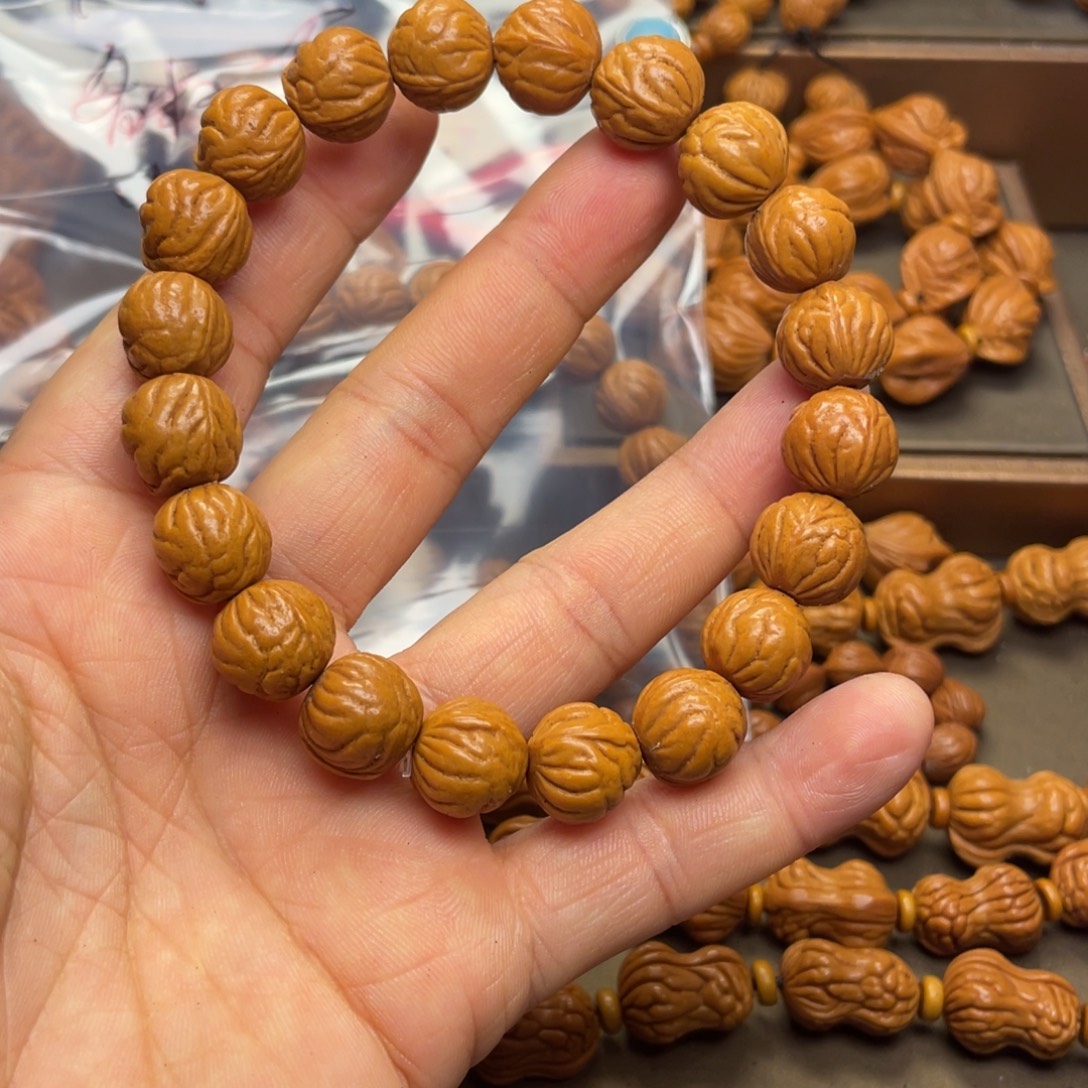 用***1桃核手串龙纹桃核2