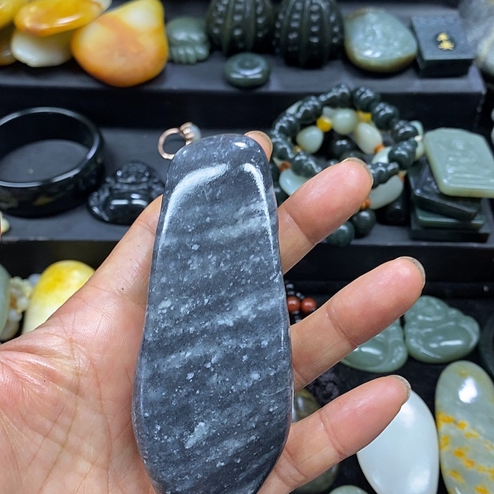 和田玉（糖玉）未镶嵌挂件