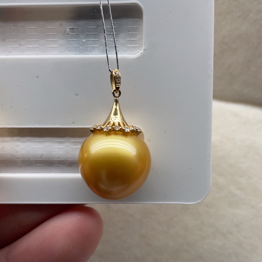 海水珍珠吊坠(不含链)18K金镶嵌14.9m m