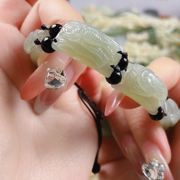 未镶嵌和田玉挂件