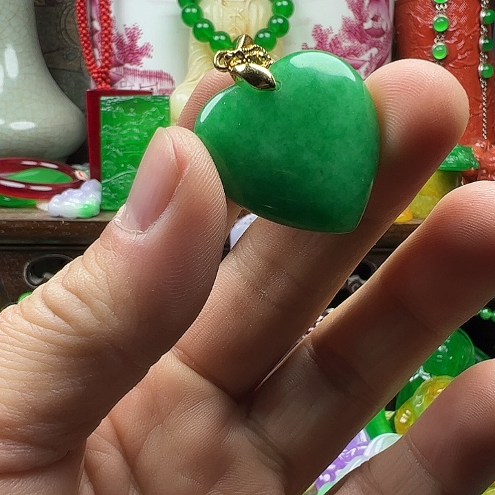 翡翠未镶嵌颈饰全场福利