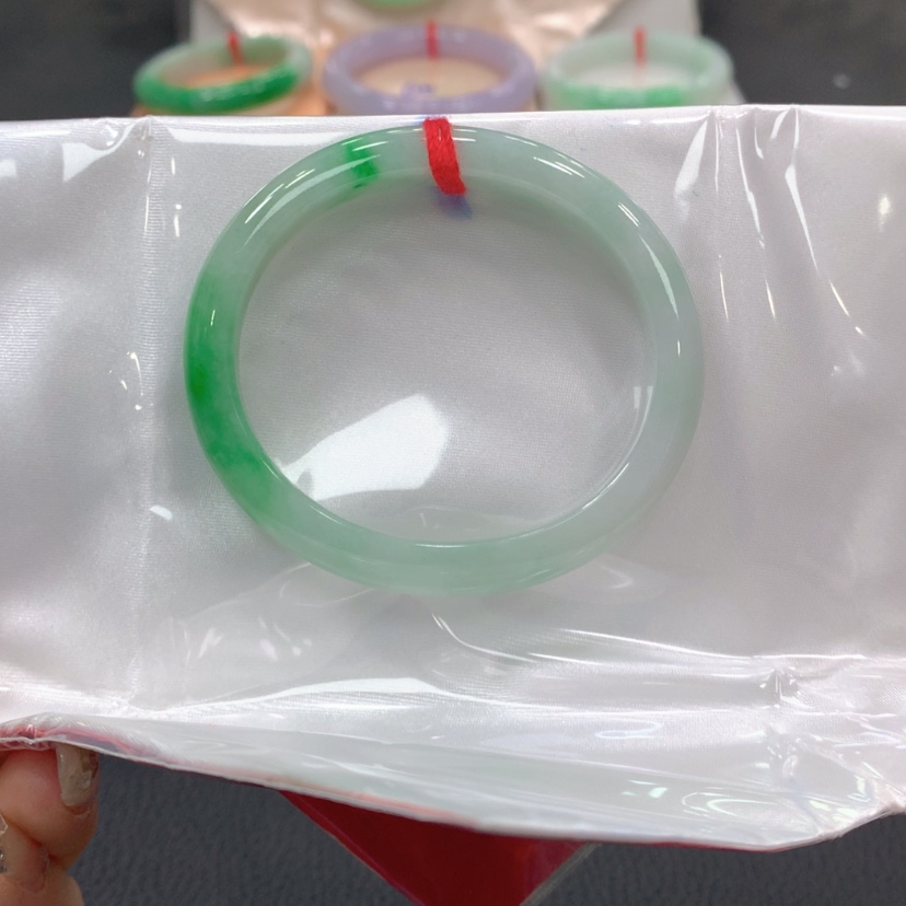 【闪购商品】翡翠手镯未镶嵌翡翠