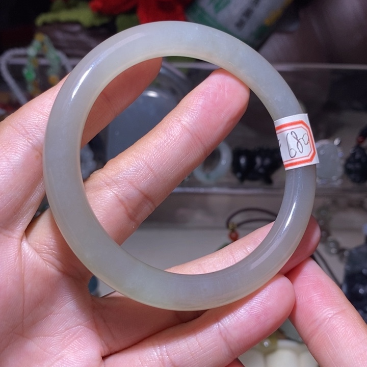  天然A货和田玉青海料冰烟紫淡色时尚女款精美圆条手镯57圈680