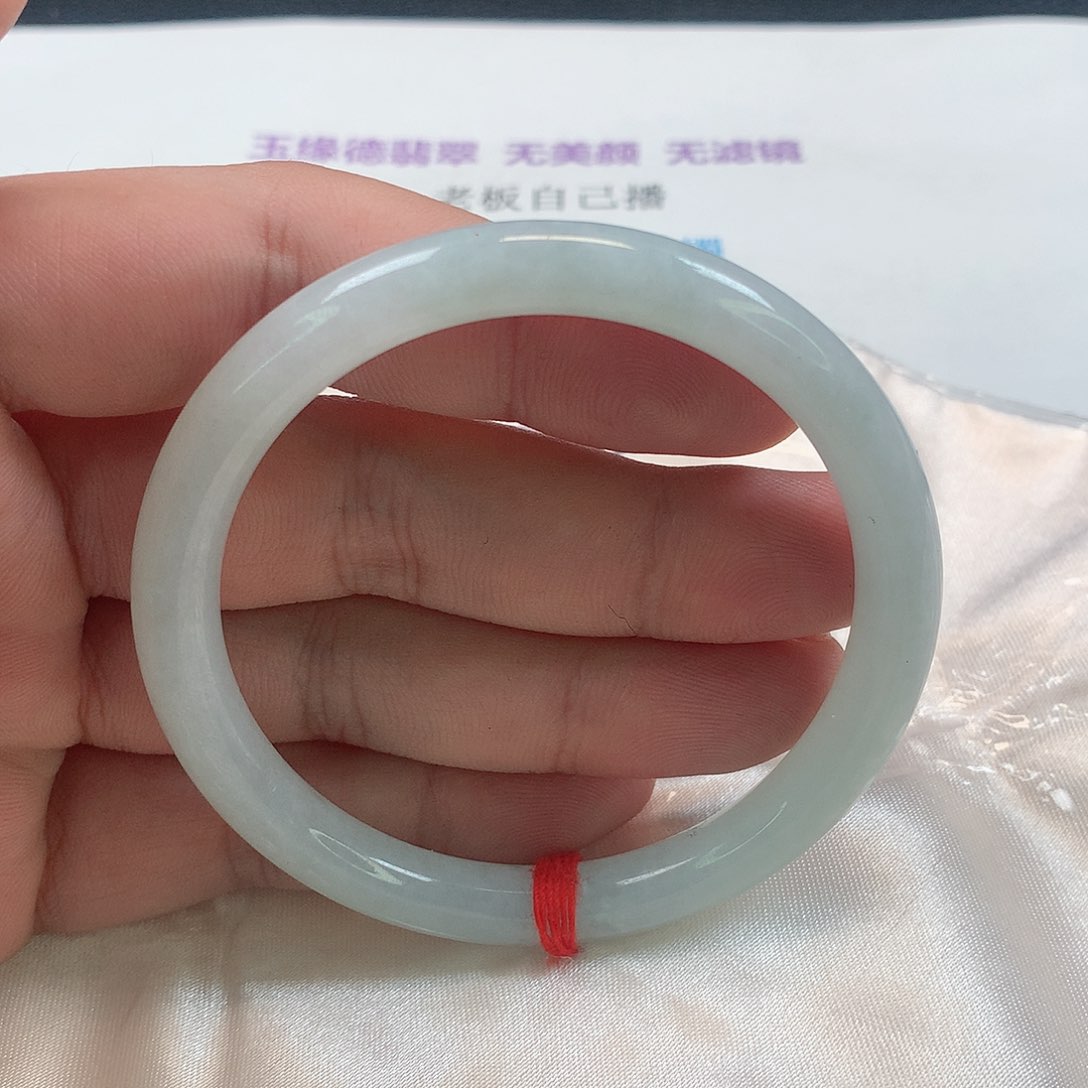 翡翠手镯（圆镯）未镶嵌273号